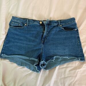 Sofia by Sofia Vergara Distressed Blue Jean Shorts